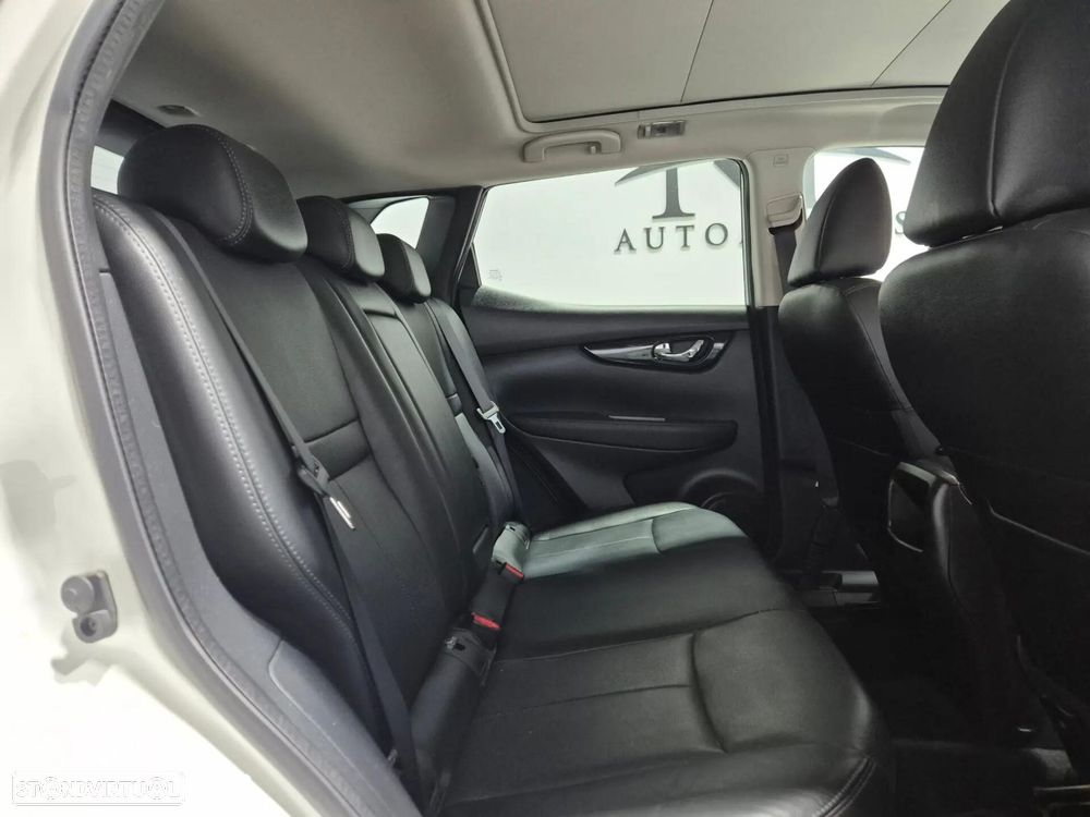 Nissan Qashqai 1.5 dCi Tekna Premium - 7