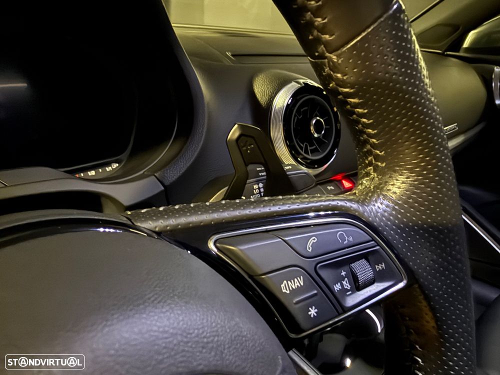 Audi S3 Sportback 2.0 TFSi quattro S tronic - 29