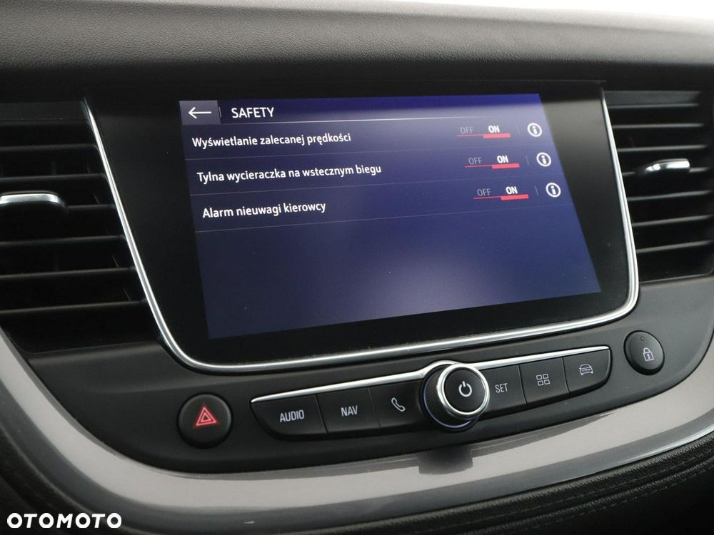 Opel Grandland X 1.2 T GPF Design Line S&S - 26