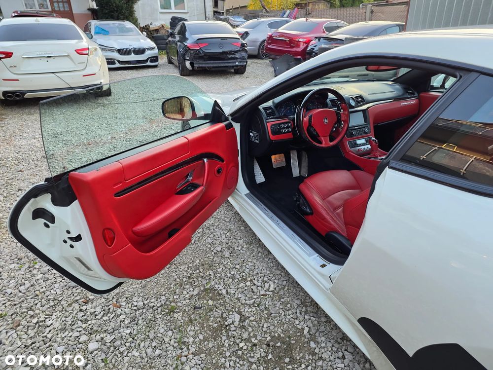 Maserati GranTurismo - 23