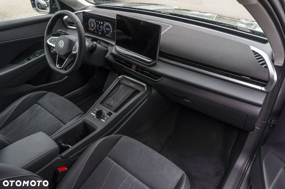 Volkswagen T-Roc - 14