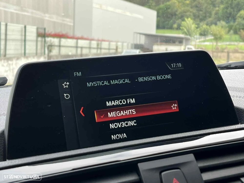 BMW 116 d EDynamics Line Sport - 29