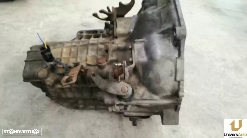 CAIXA VELOCIDADES MITSUBISHI SANTAMO 1999 -AXB - 3