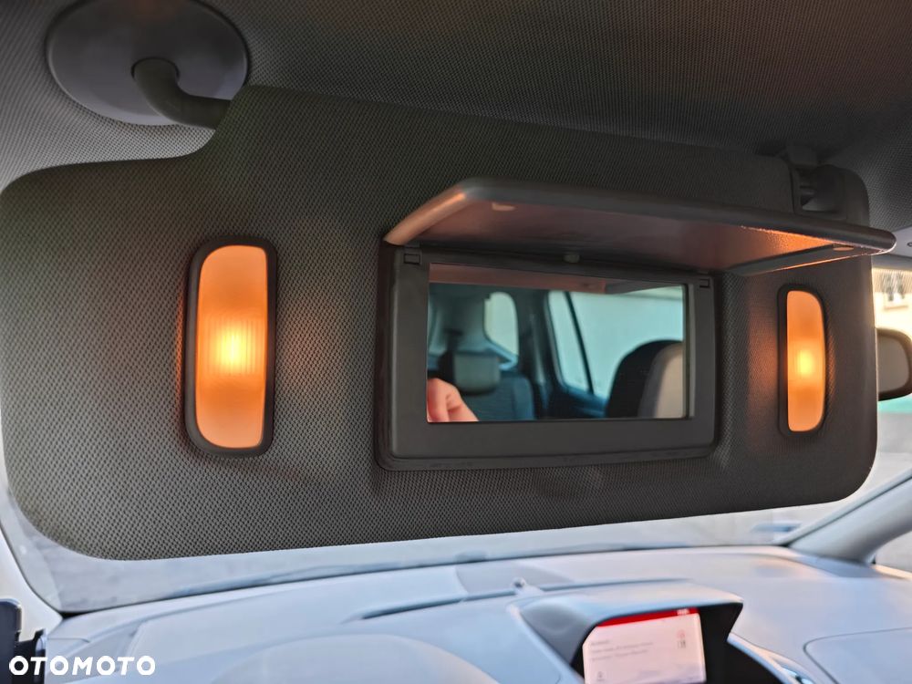 Opel Zafira Tourer 2.0 CDTI Style - 25