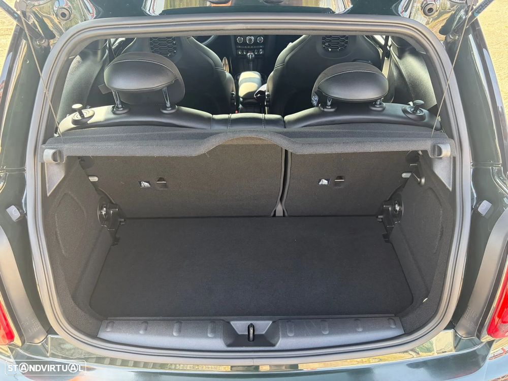 MINI 3 Portas John Cooper Works - 12