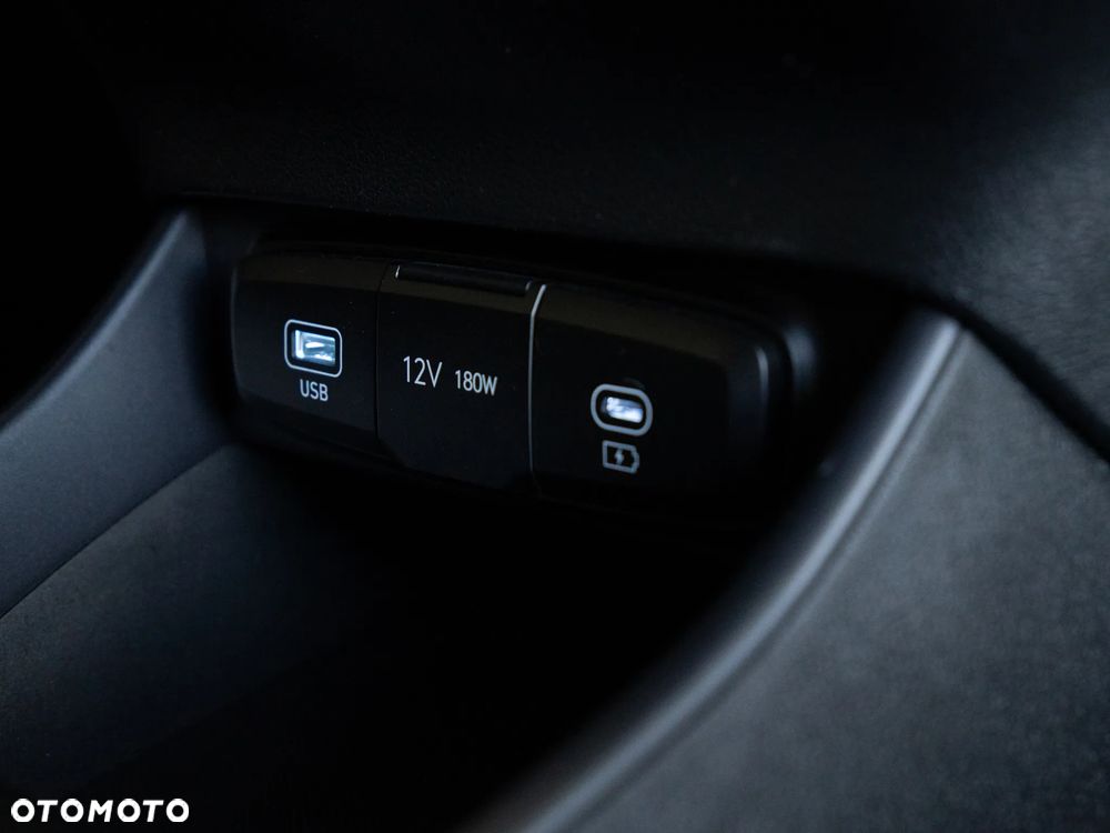 Hyundai i20 1.0 T-GDi Modern Black DCT - 32