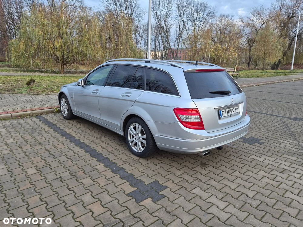 Mercedes-Benz Klasa C 220 CDI DPF Avantgarde - 14