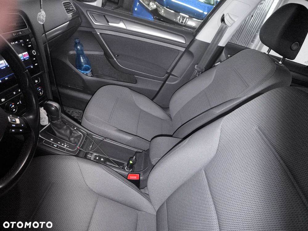 Volkswagen Golf VII 1.6 TDI BMT Comfortline DSG - 13