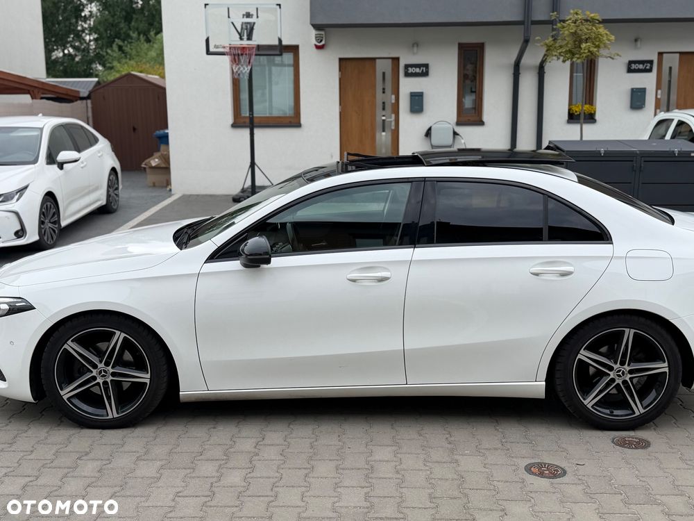 Mercedes-Benz Klasa A 180 d Edition 1 7G-DCT - 4