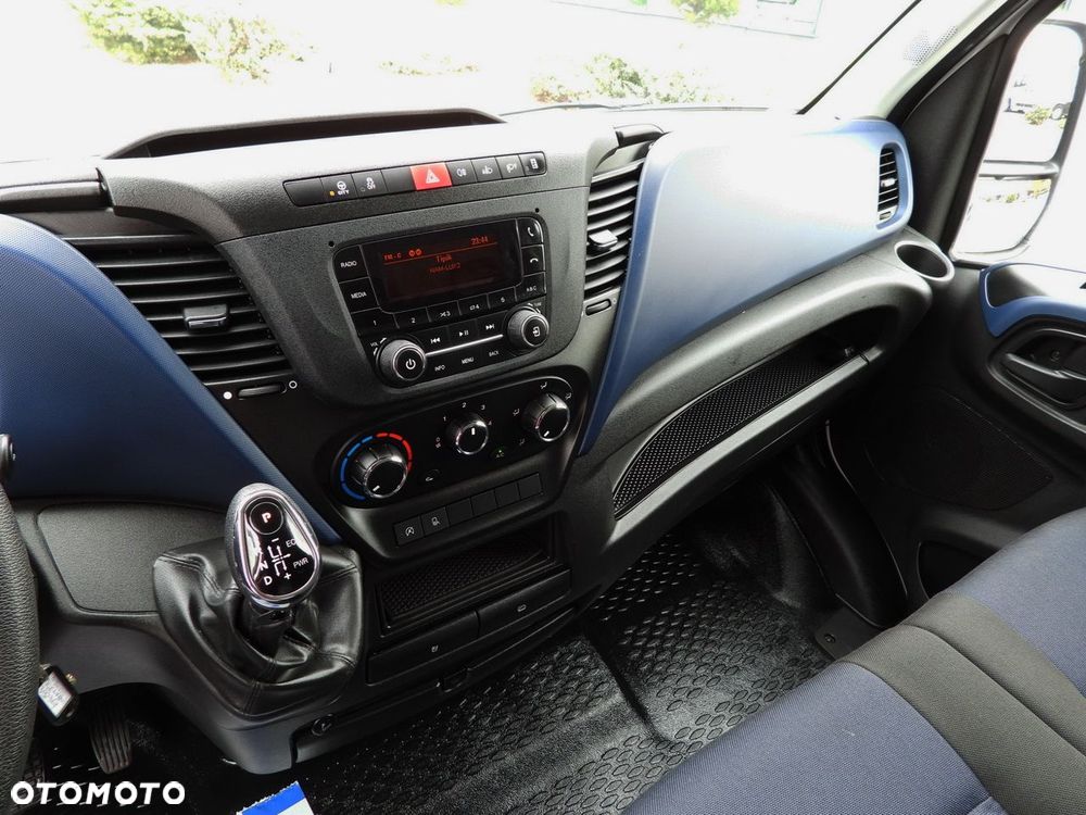 Iveco DAILY 35S14 FURGON CHŁODNIA  0*C ZASILANIE 230V TEMPOMAT AUTOMAT HI-MATIC KLIMATYZACJA  140KM - 35