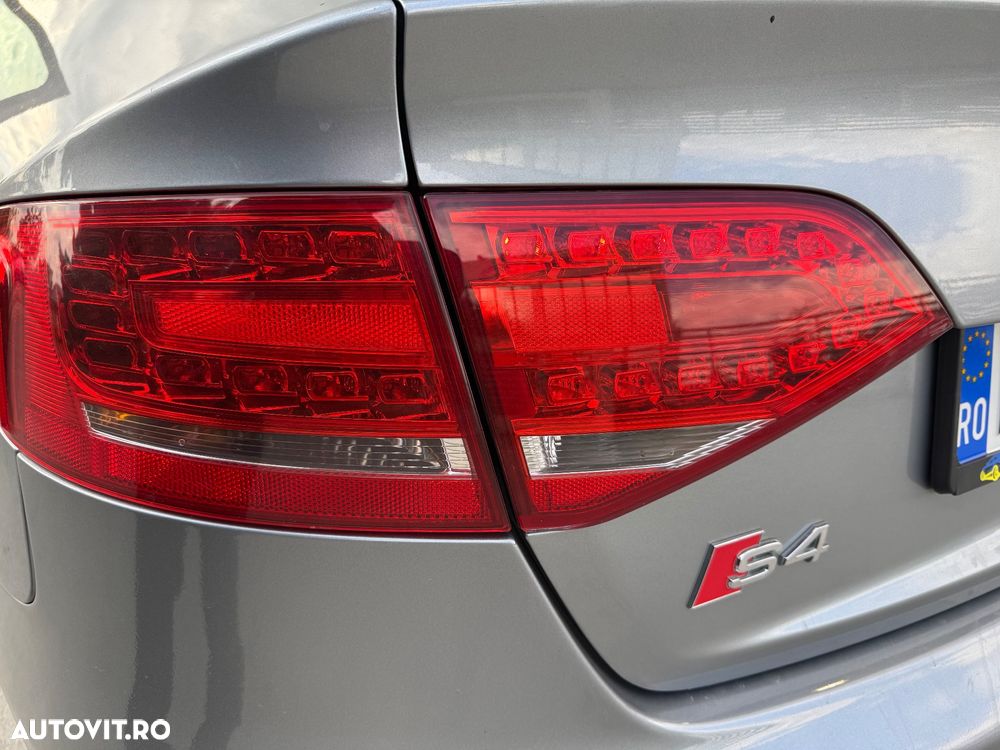 Audi A4 2.0 TDI DPF multitronic S line Sportpaket (plus) - 14