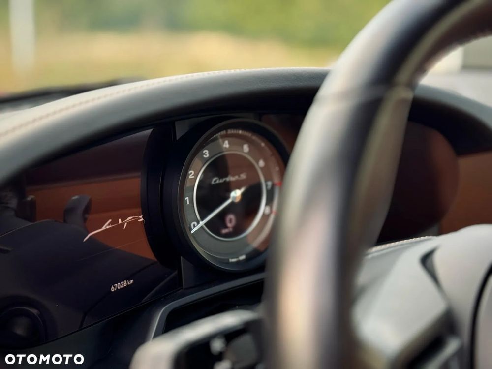 Porsche 911 Carrera Turbo S Cabrio - 14