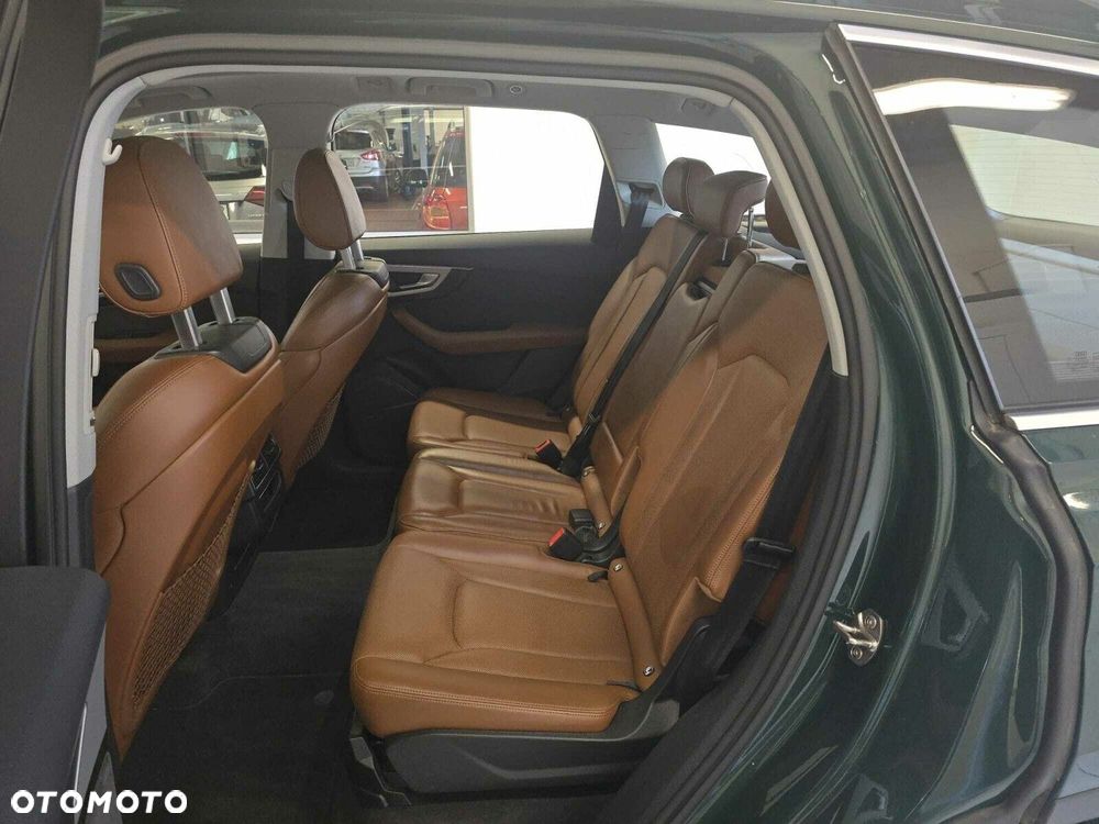 Audi Q7 - 9