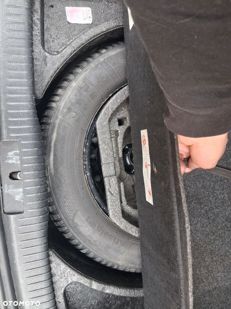 Volkswagen Golf 1.6 United - 21