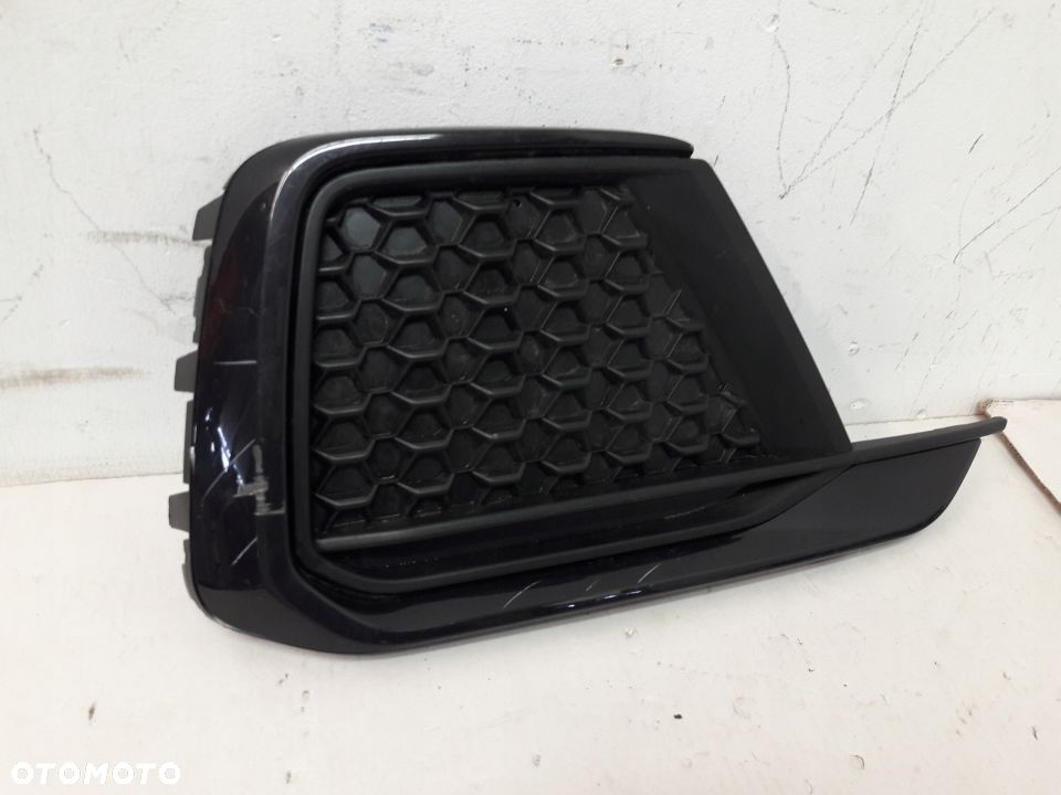 Audi A1 II 2 82A kratka zderzaka Prawa przod - 2