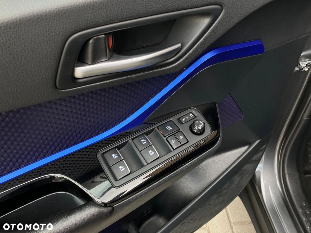 Toyota C-HR 1.8 Hybrid Dynamic - 32