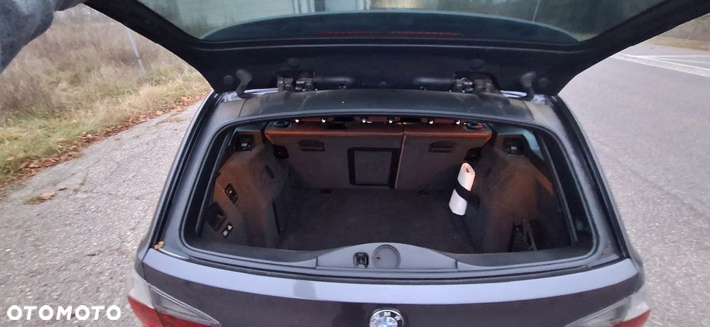 BMW Seria 3 335xi - 4