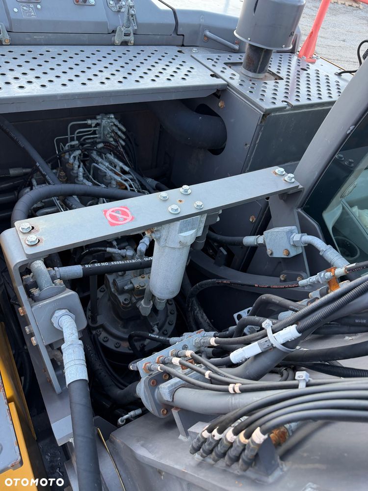 Volvo Ec 300 34-35 ton 2019 rok koparka gąsiennicowa - 19