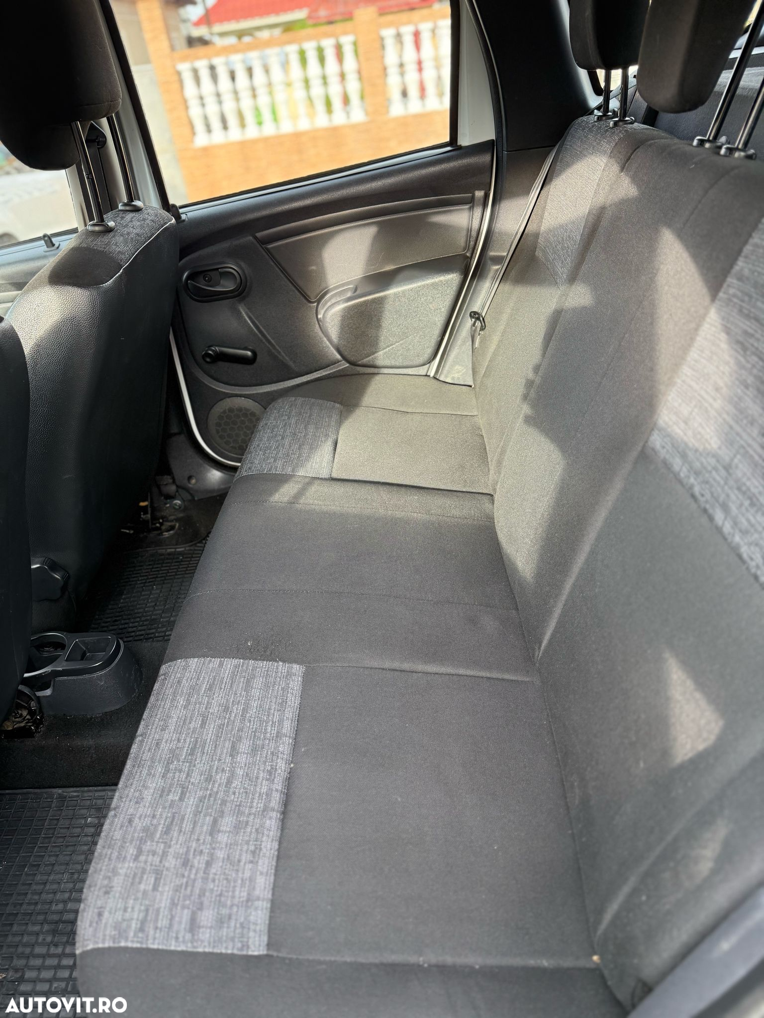 Dacia Duster 1.6 4x2 - 8