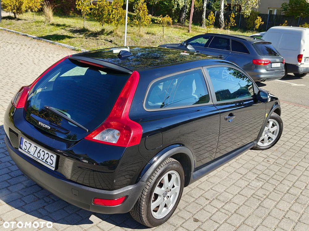 Volvo S60 2.4D Move - 17
