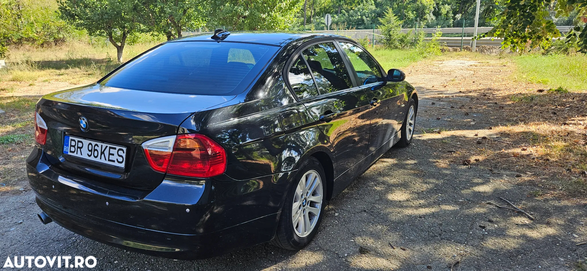 BMW Seria 3 318d - 3