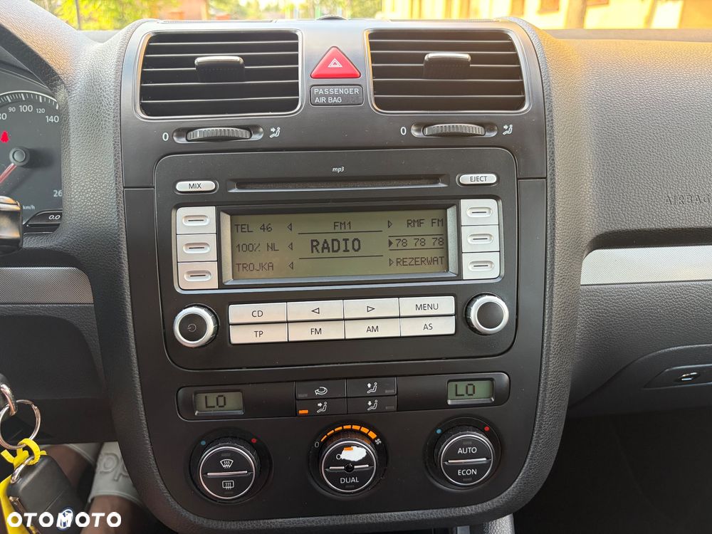 Volkswagen Jetta 1.6 Comfortline - 36