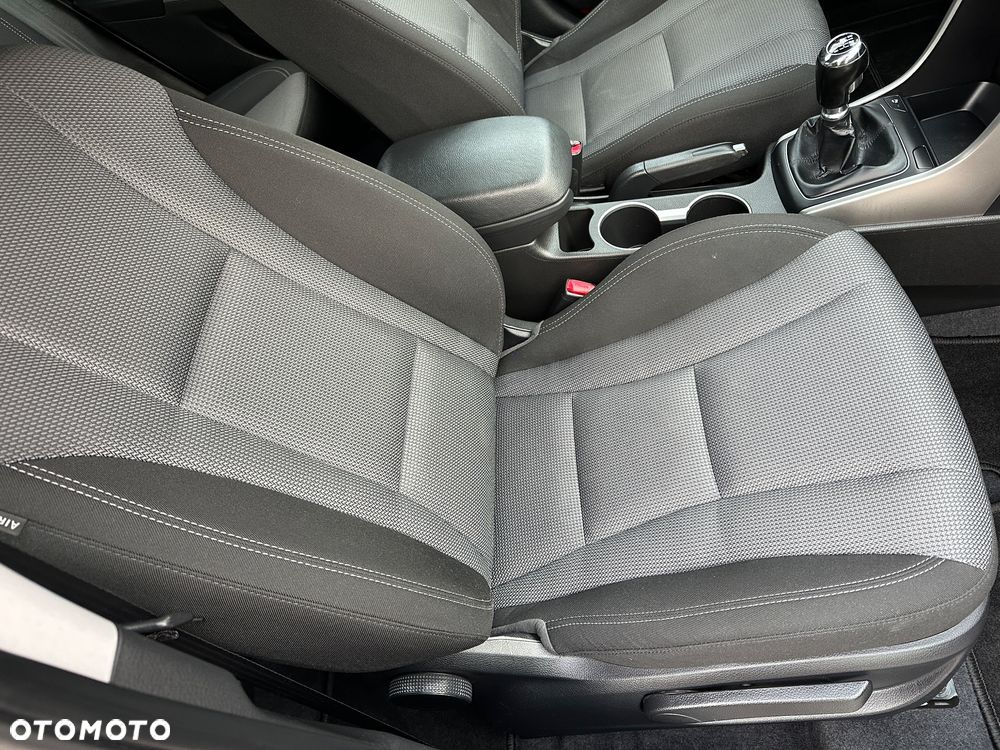 Hyundai i30 1.4 Passion Plus - 13