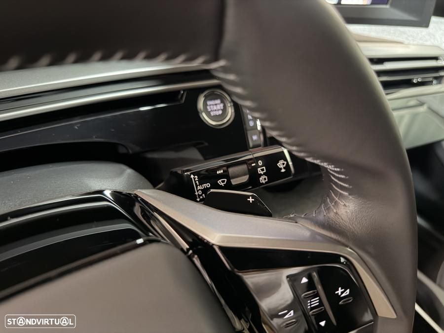 Peugeot 5008 1.2 Hybrid Allure Pack e-DCS6 - 22