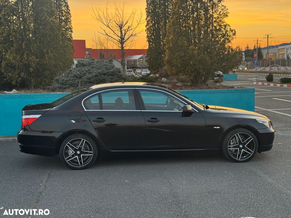 BMW Seria 5 520d Aut. Edition Lifestyle - 25