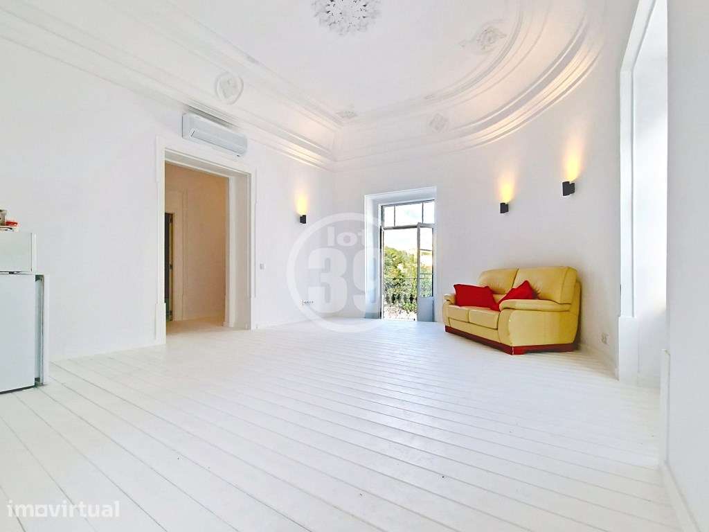 Andar Renovado com 4 Quartos | Zona Histórica a 140 m da Praia | Al... - Grande imagem: 3/31