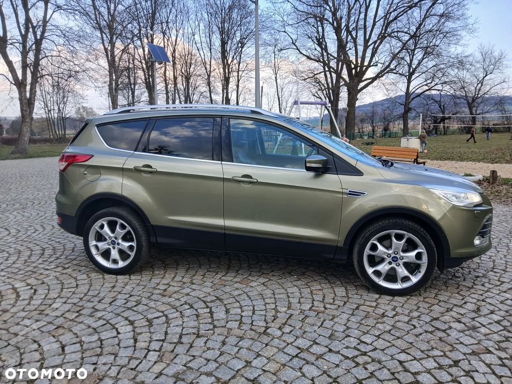Ford Kuga 2.0 TDCi 4x4 Titanium - 6