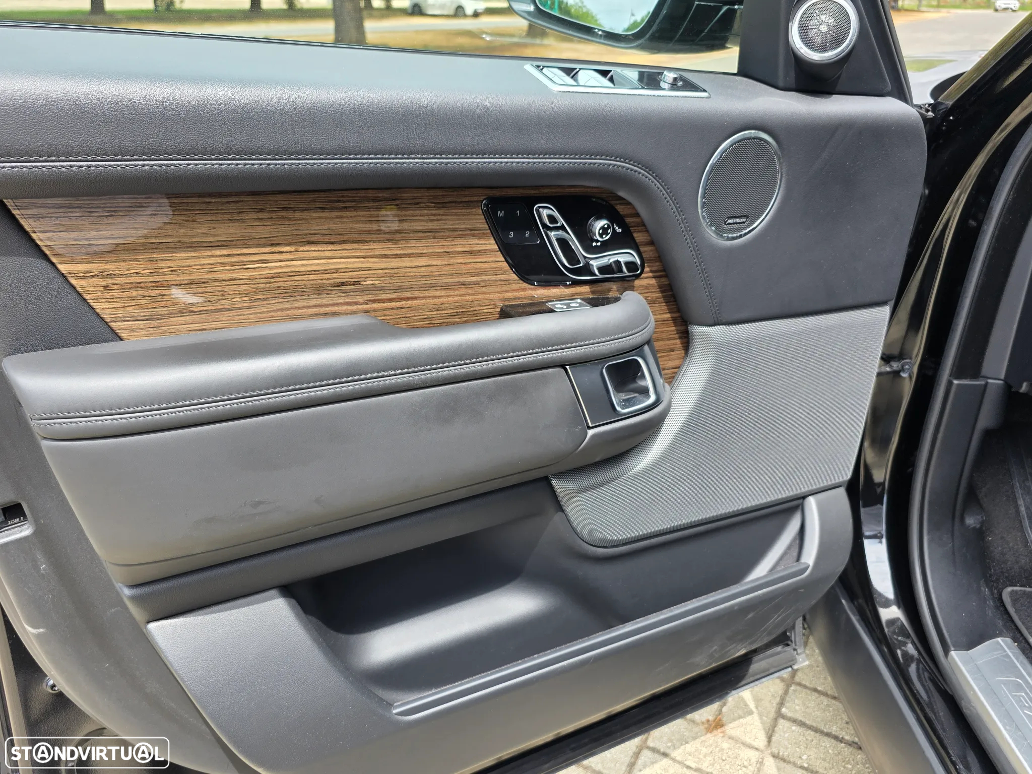 Land Rover Range Rover 2.0 Si4 PHEV Vogue - 12