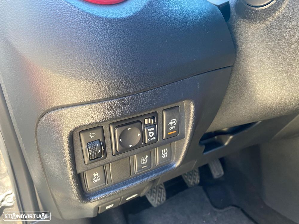 Nissan Juke 1.5 dCi N-Connecta P.Ext.1 Detroit Red - 14