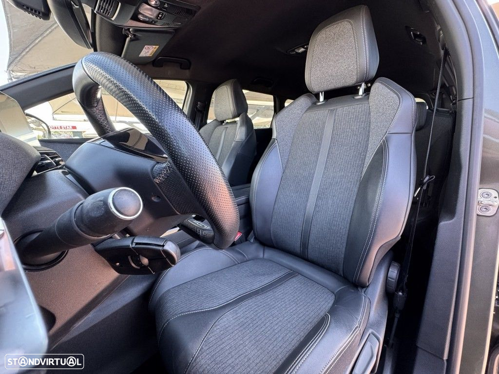 Peugeot 5008 1.5 BlueHDi GT Line - 3