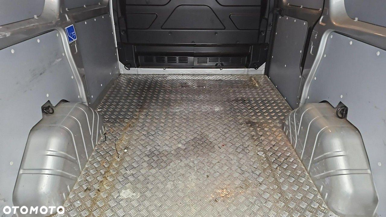 Ford Transit Custom - 22