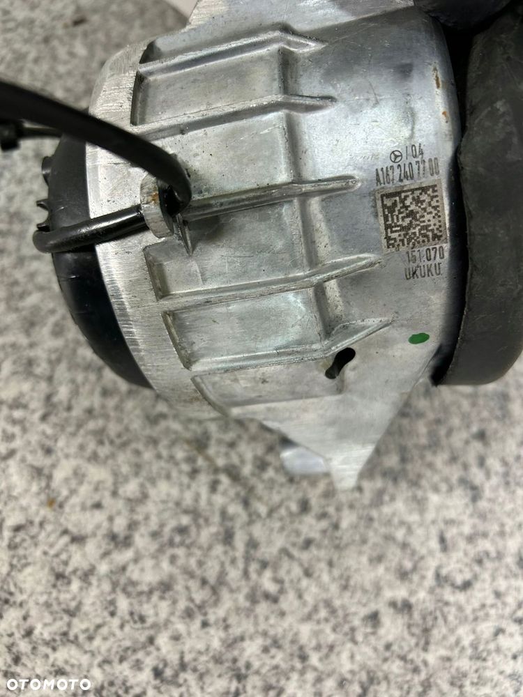 MERCEDES GLE A1672407700 PRAWA ŁAPA PODUSZKA - 2