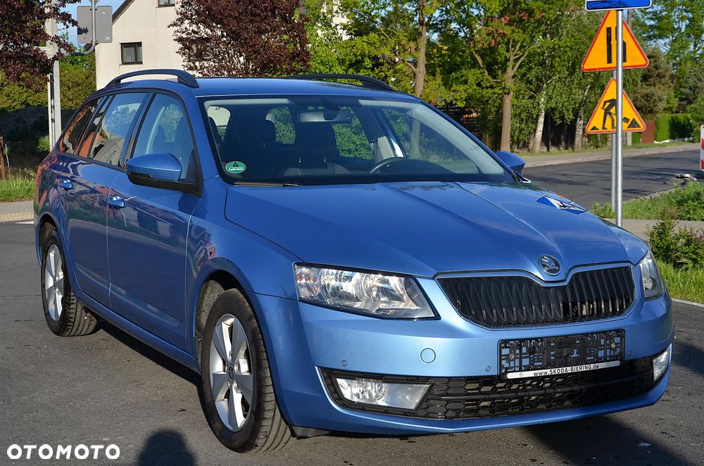 Skoda Octavia 1.6 TDI Elegance DSG - 1