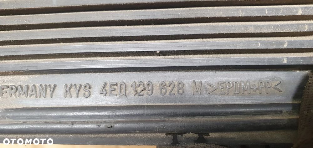 Rura przewód dolot wlot powietrza Audi A8 D3 4.2 TDI 4E0129628M - 5