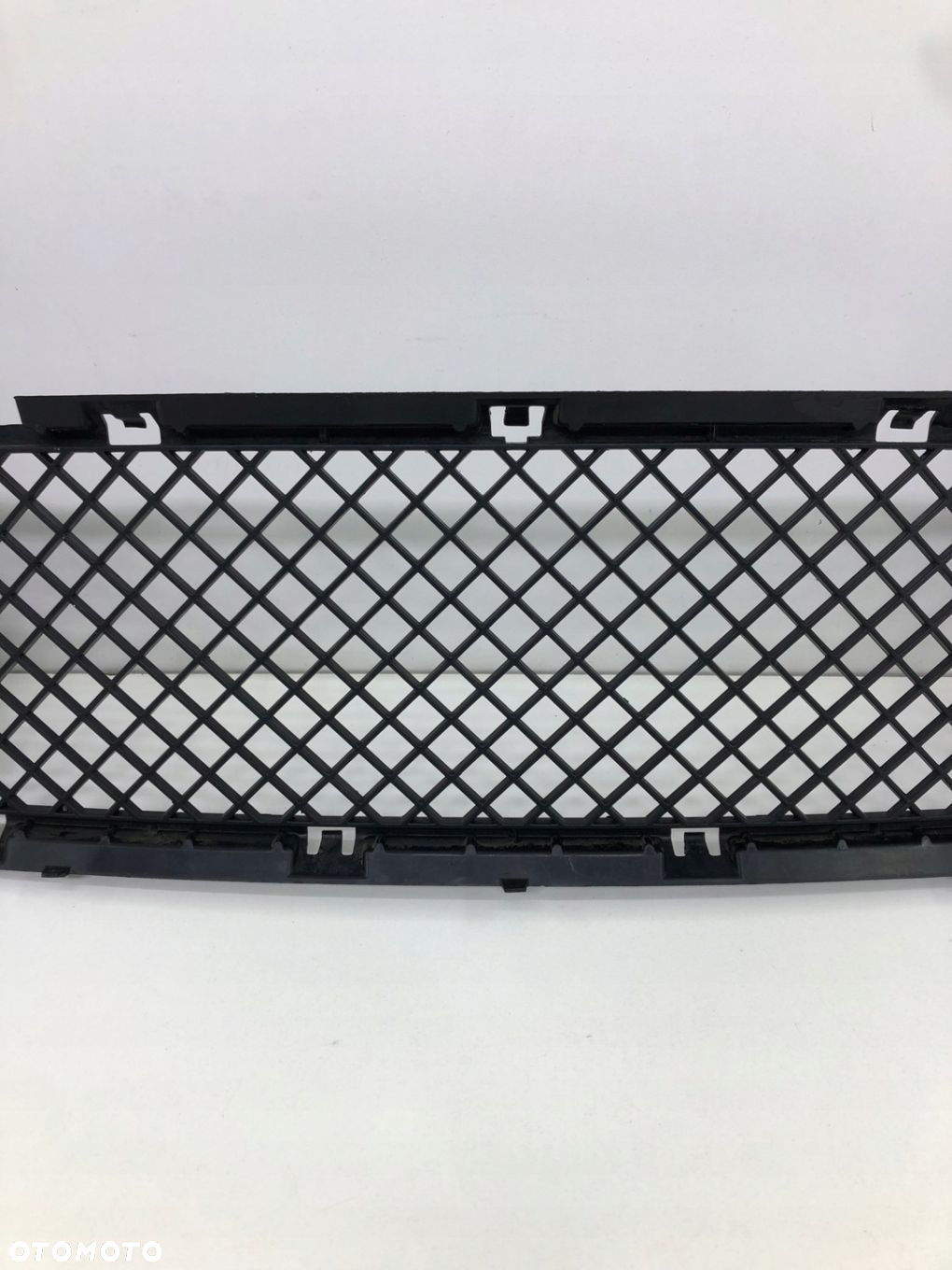 BMW E60 E61 KRATKA ZDERZAKA PRZÓD ŚRODKOWA M-PAKIET 7896586 - 3
