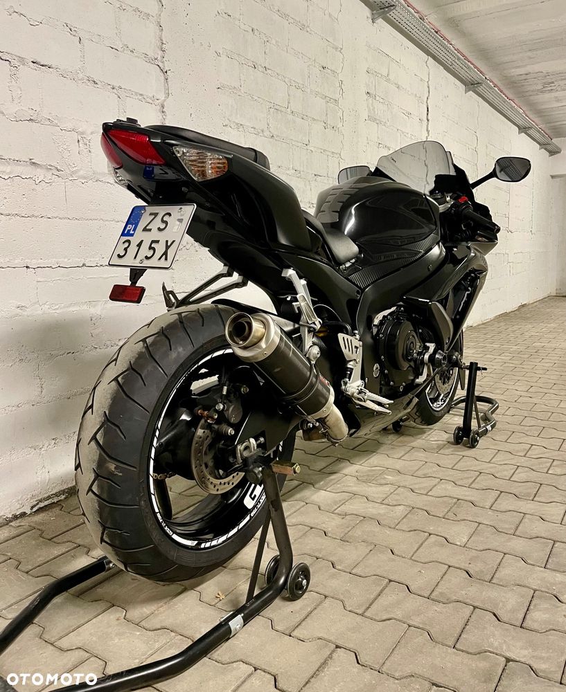 Suzuki GSX-R - 5