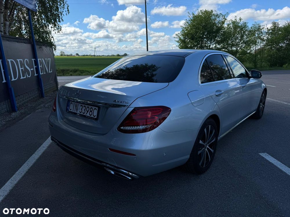 Mercedes-Benz Klasa E 400 d 4Matic 9G-TRONIC Exclusive - 3