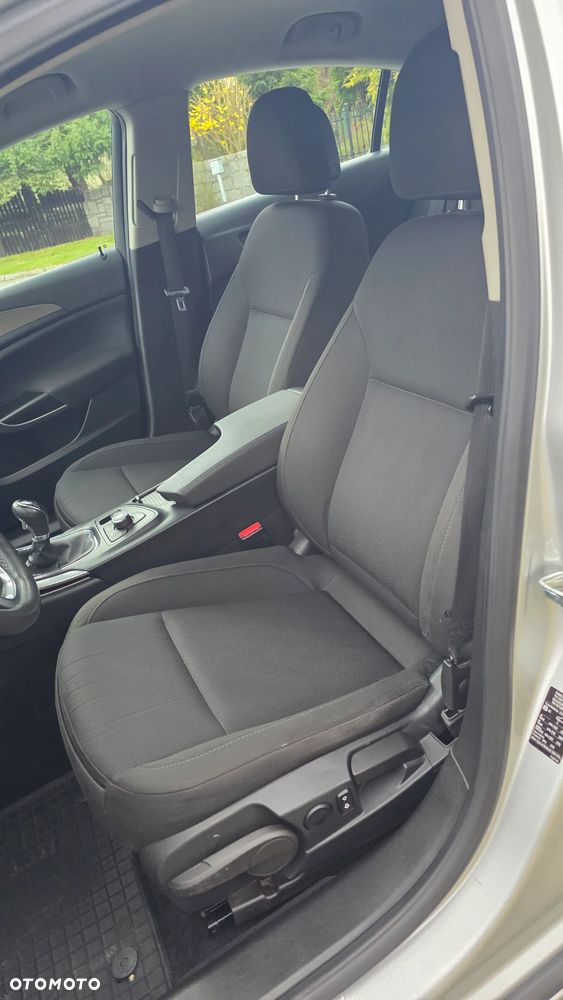 Opel Insignia 1.8 Active - 12