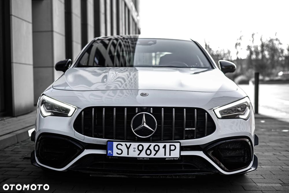 Mercedes-Benz CLA - 33