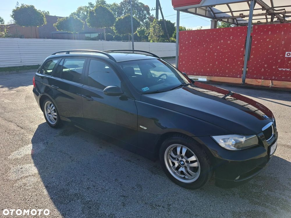 BMW Seria 3 - 38