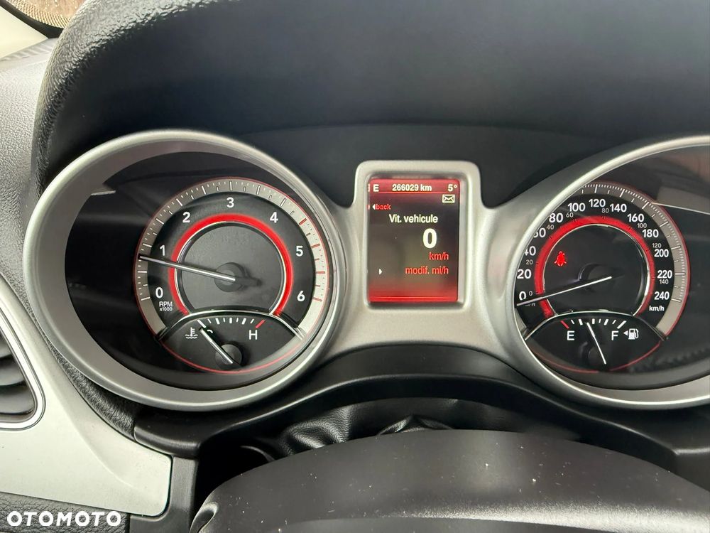 Fiat Freemont 2.0 Multijet 16V DPF Urban - 23