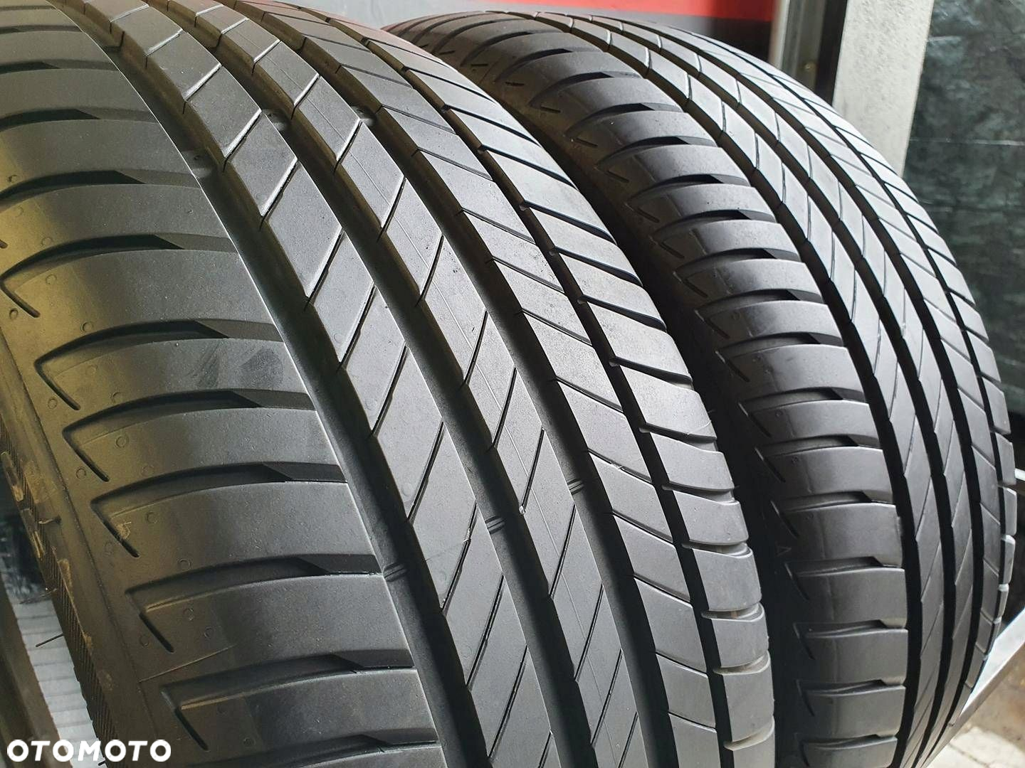 225/45R17 Bridgestone Turanza T005 para lato 6,5mm - 2
