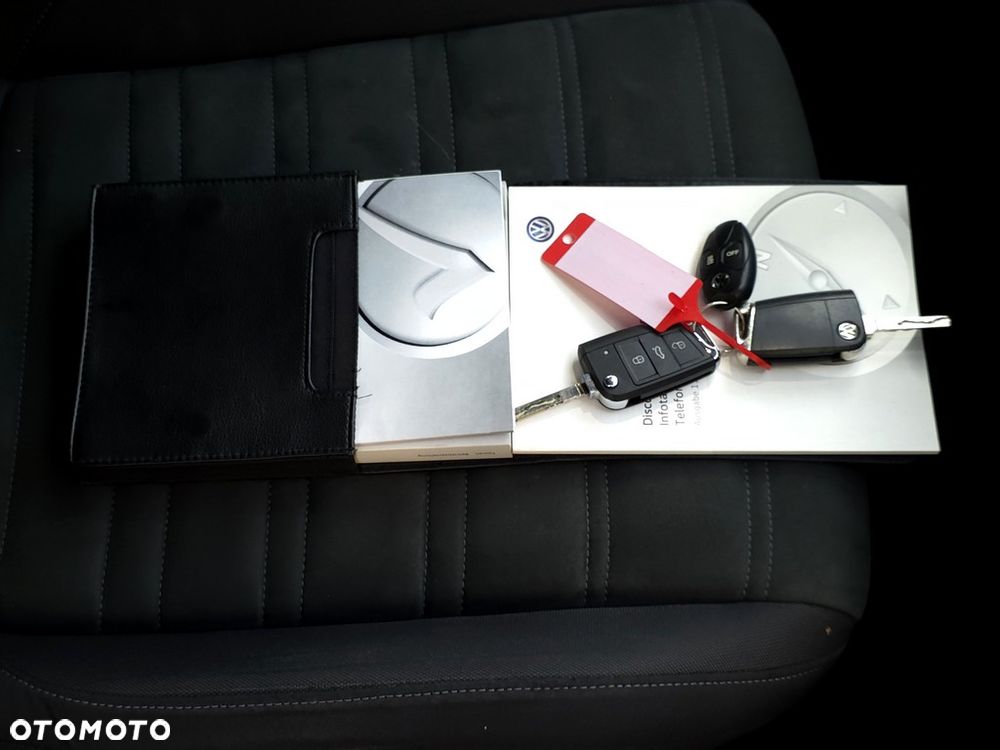 Volkswagen Touran 2.0 TDI BMT Highline DSG - 37