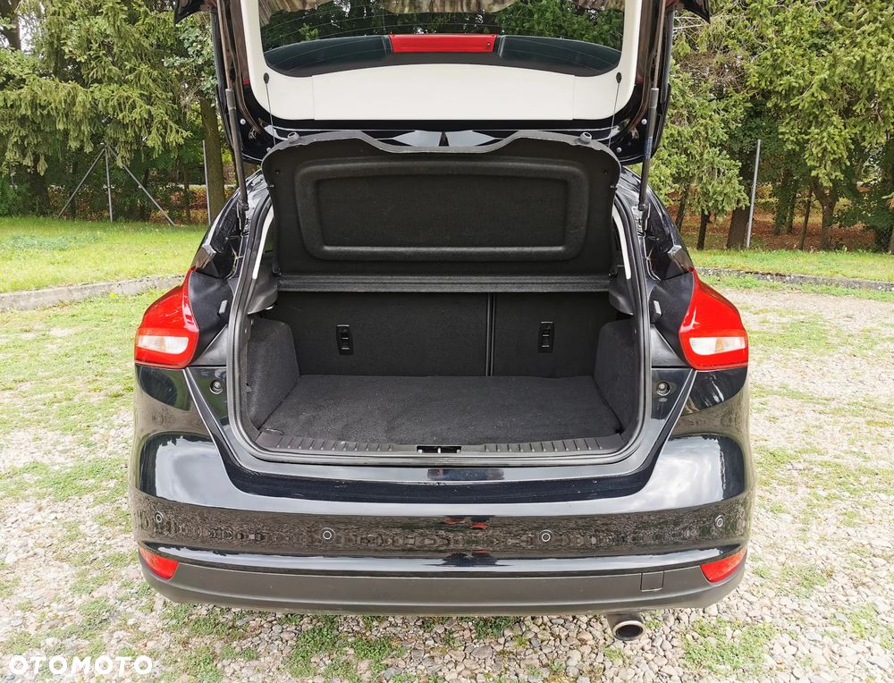 Ford Focus 1.5 EcoBoost STart-Stopp-System TITANIUM - 5