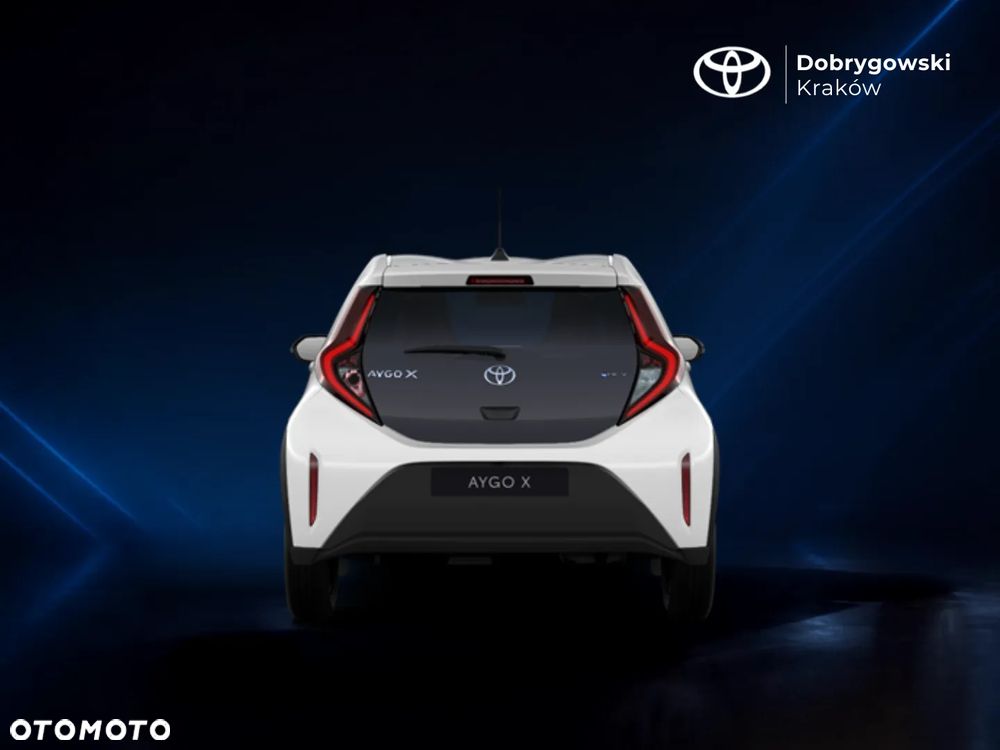 Toyota Aygo X Hybrid 1.5 Active e-CVT - 7