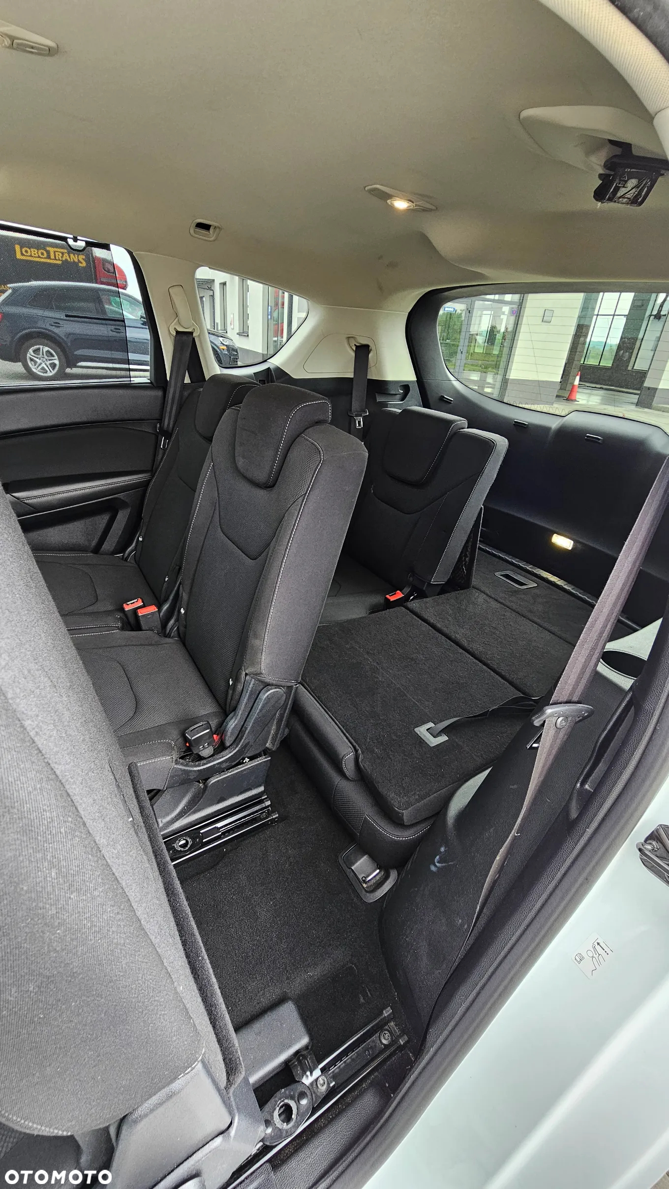 Ford S-Max - 25